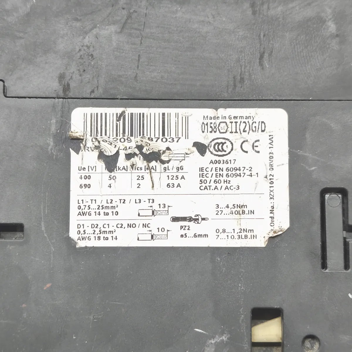 SIEMENS 3RV1031-4EA10 SIRIUS Motor Starter Protector 22-32A max 690V 50kA