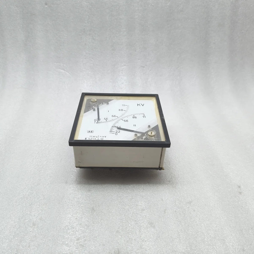 AE Double Voltmeter Panel Meter 0-11kV 11kV/110V