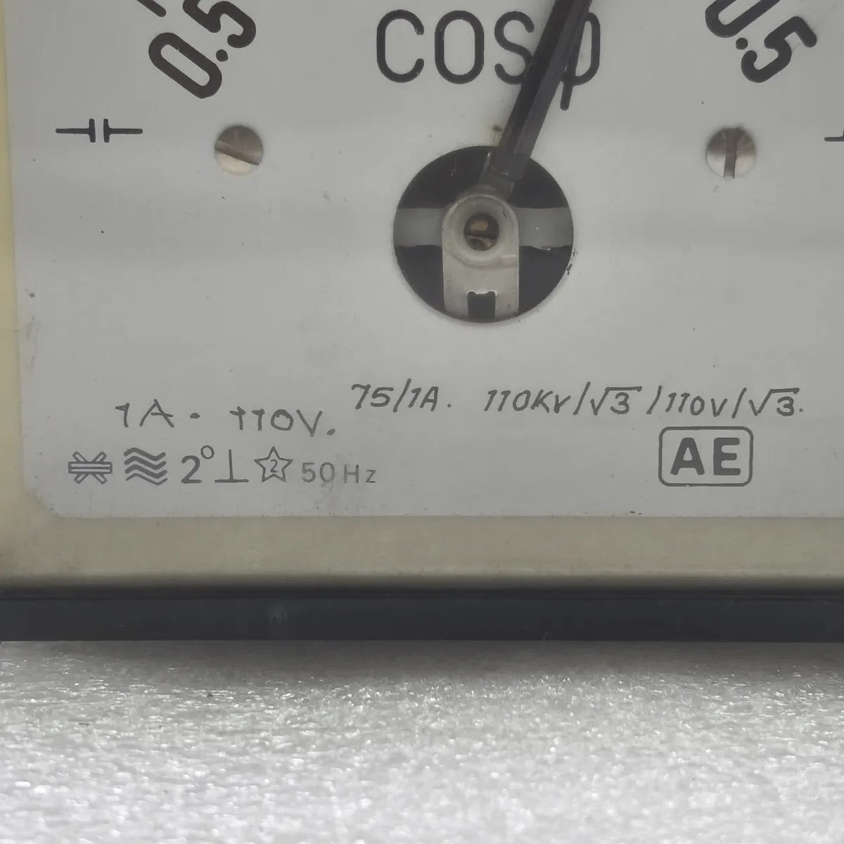 AUTOMATIC ELECTRIC AE Power Factor Meter Cos Phi 1A 110V