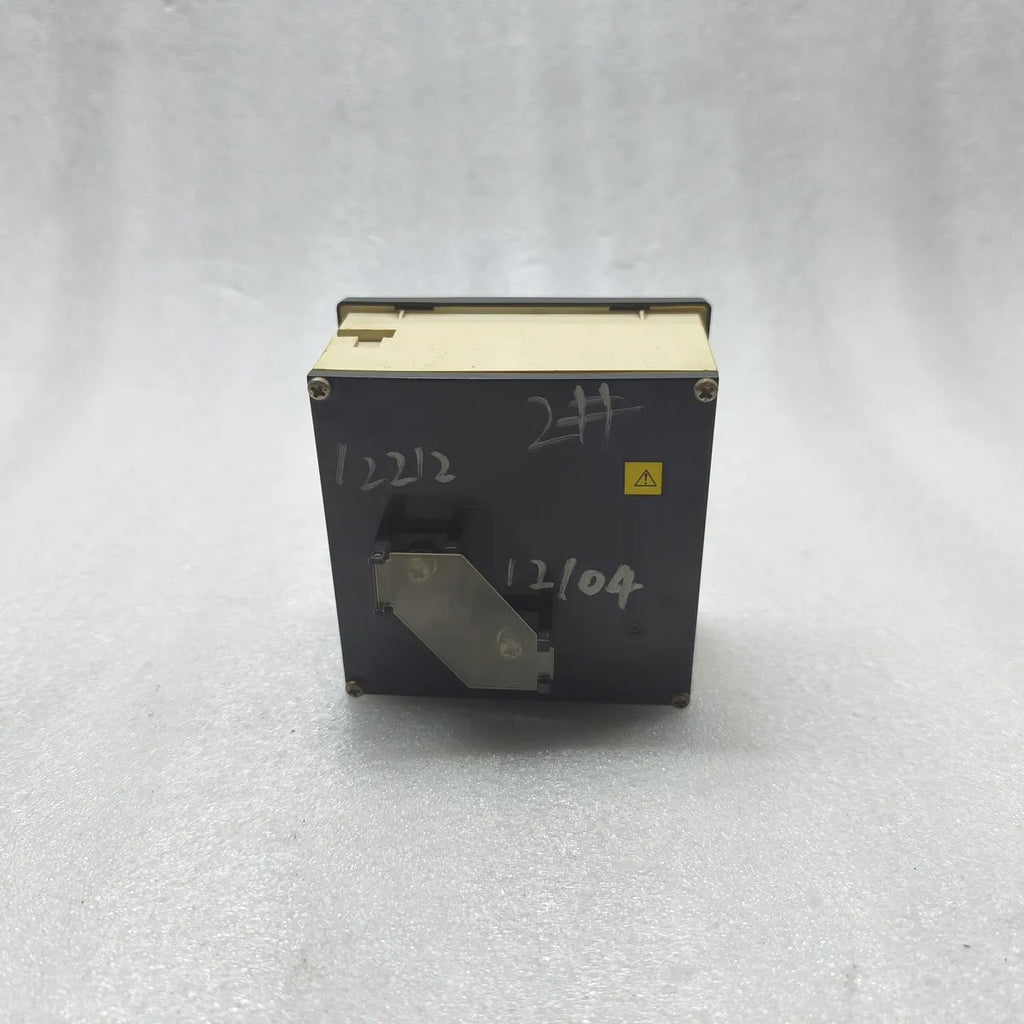 YOKOGAWA DN96A31/CJ AC Ammeter Panel Meter 0-600A CT 600/5A