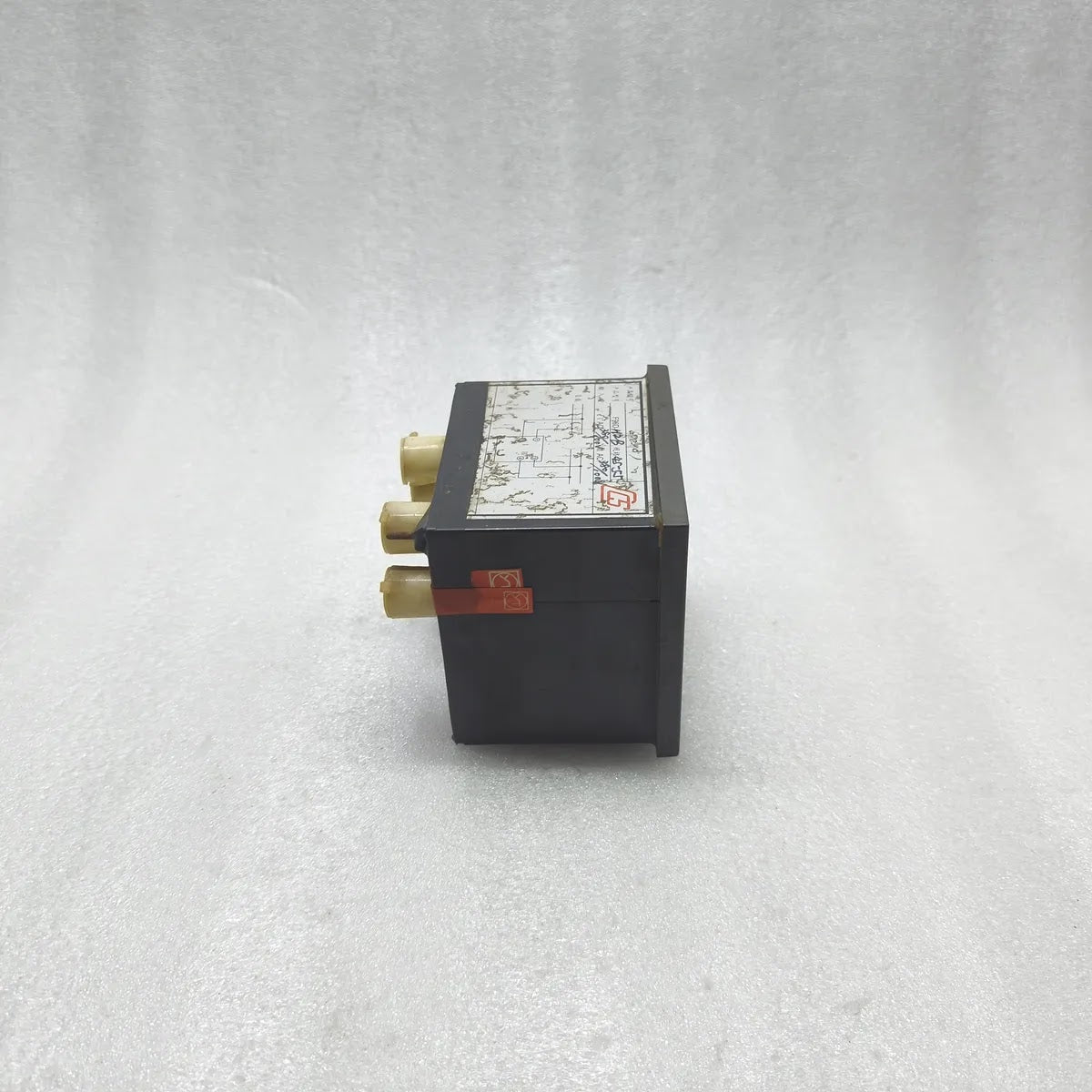 SHANGHAI YITAI F96D-HzB Double Frequency Meter 45-55Hz 380/100V