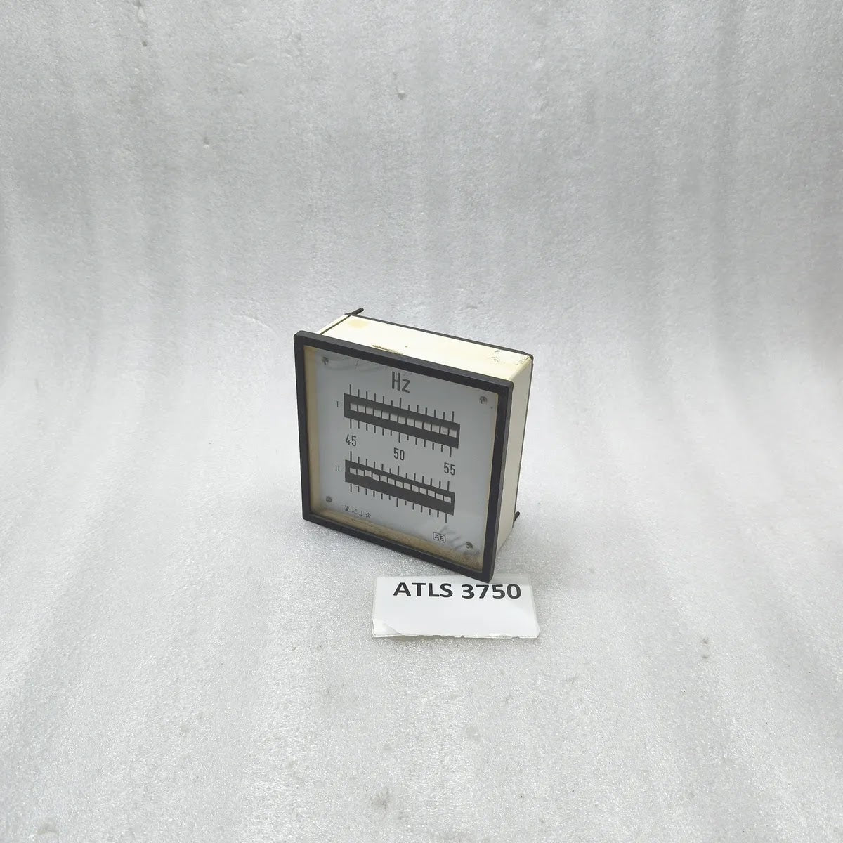 AE Double Vibrating Reed Frequency Meter 45-55Hz 110/220/440V