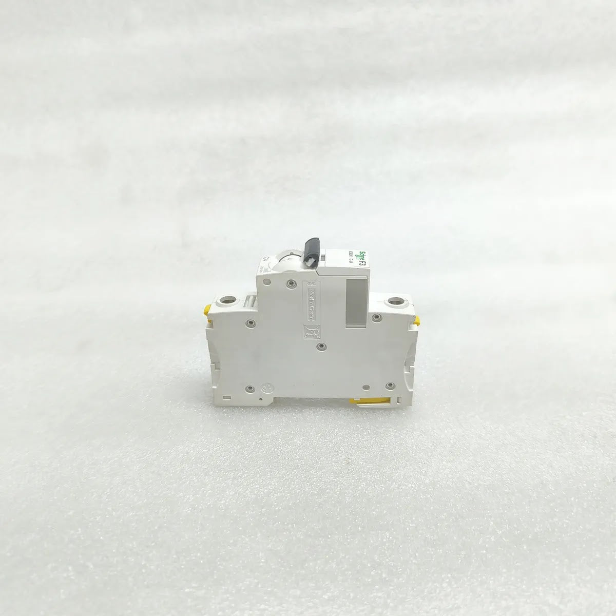 S Electric iC60H MINIATURE CIRCUIT BREAKER 1 POLE C 4A 230/400V 10kA