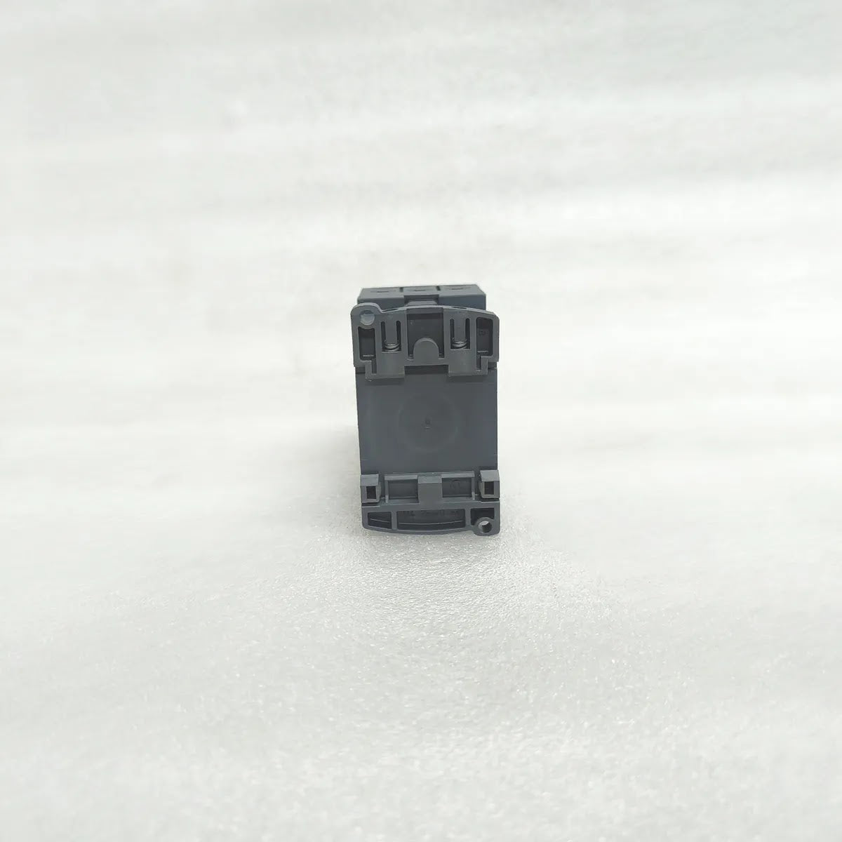 S Electric LC1D09BD TeSys Contactor 25A 690V 24V DC Coil 3-Pole