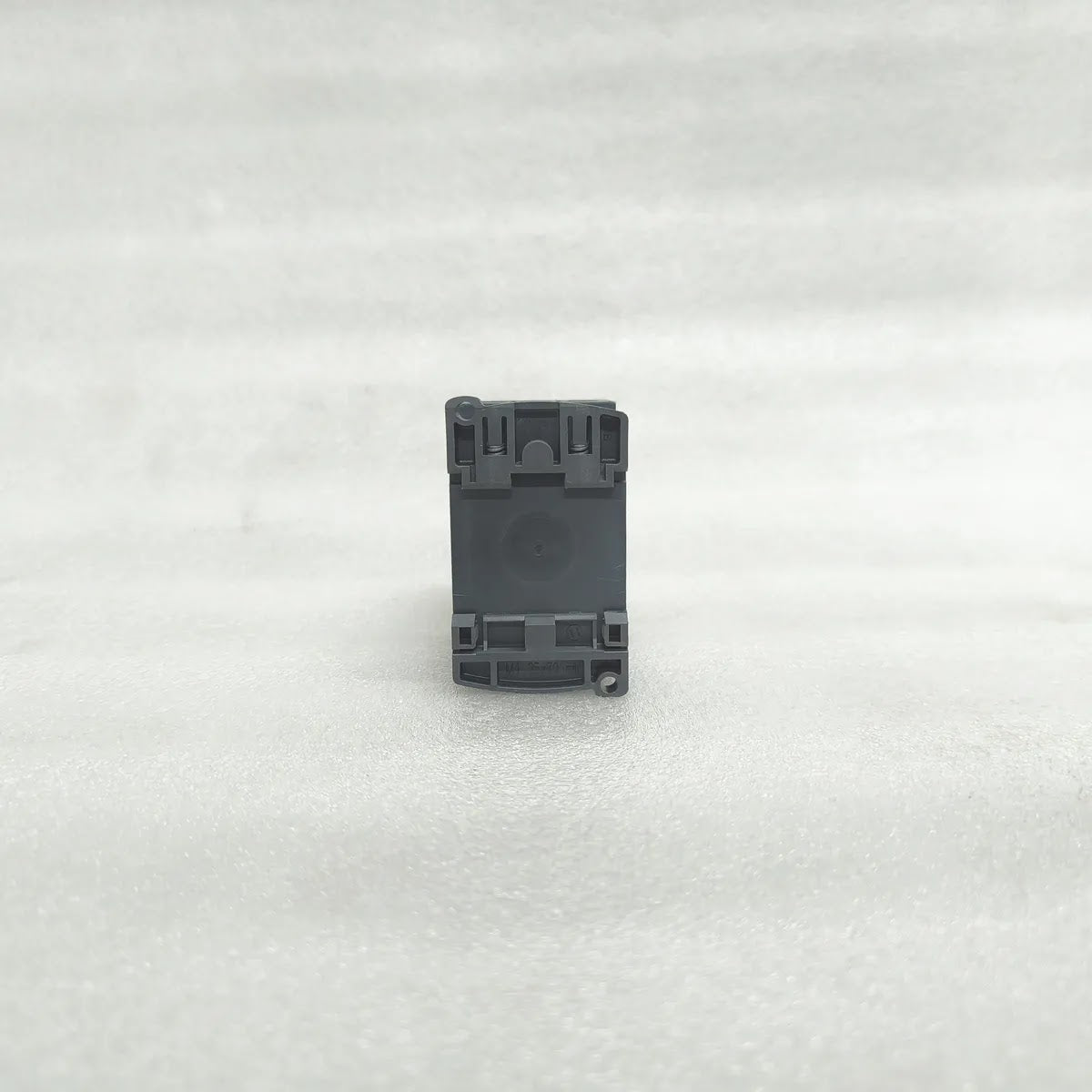 S Electric LC1D09BD Contactor 9A 690V 24V DC Coil 3-Pole IEC/EN 60947-4-1