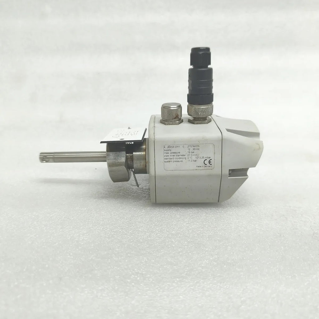 BURKERT Typ 8008 ID-No. 773796 Var. 0062 Gas Flow Transmitter Nitrogen (N2)