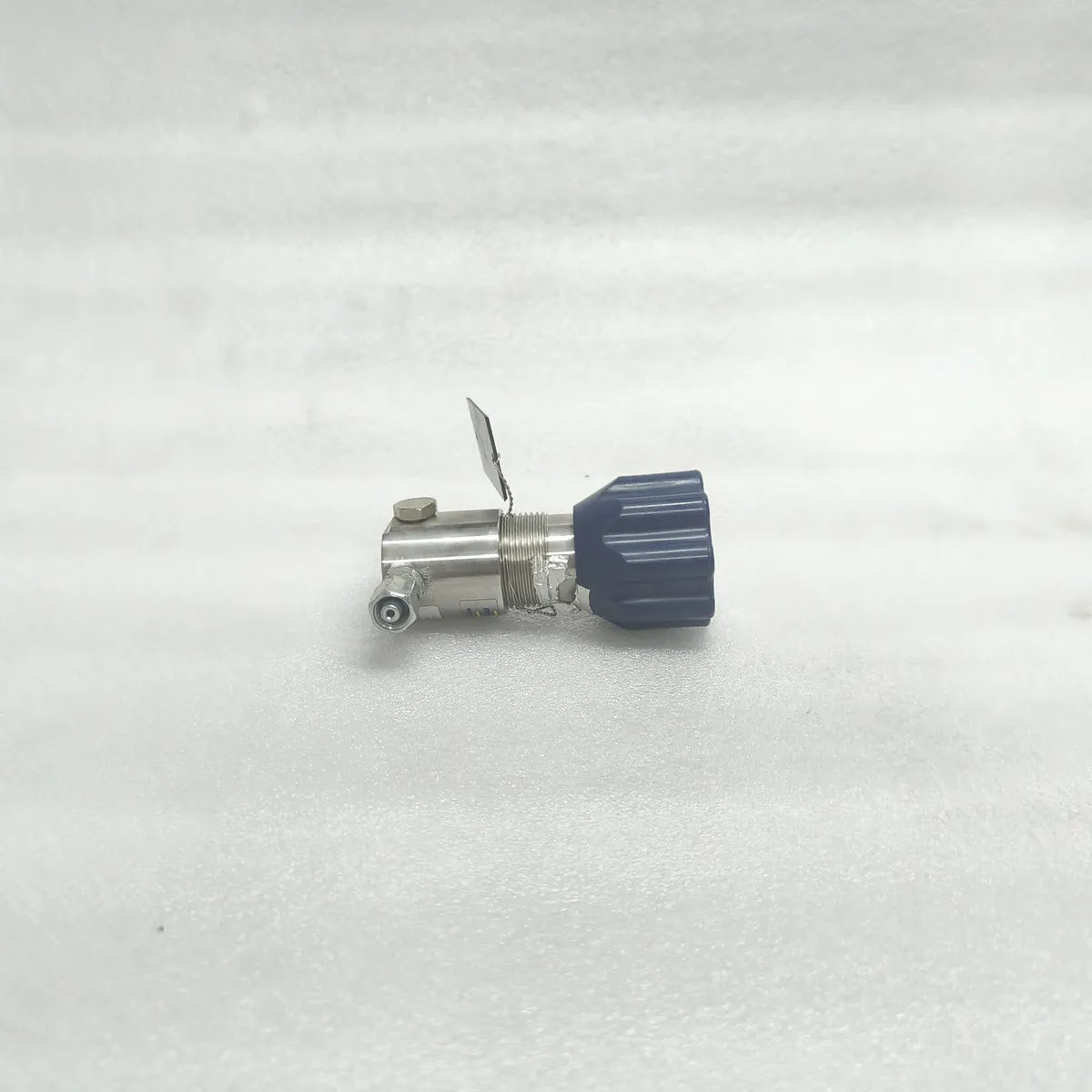 PRESSURE TECH MINI300-06-S-02-K-B Compact Regulator MAX IN 210 Bar MAX OUT 2 Bar