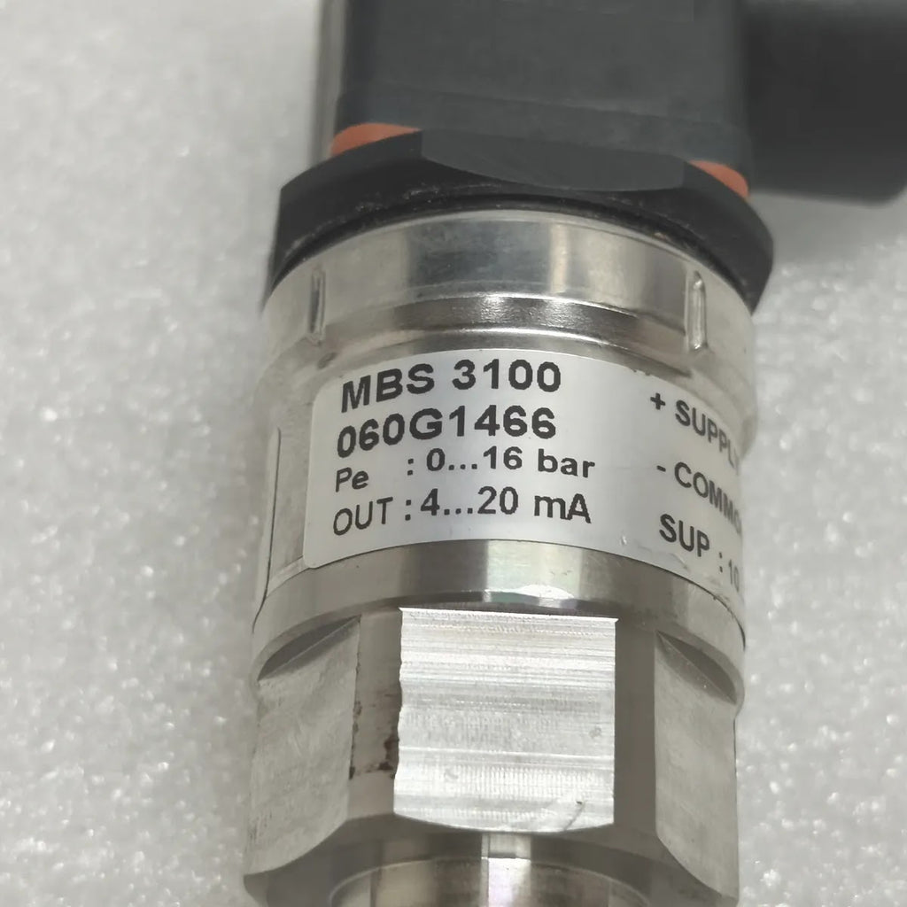 DANFOSS MBS 3100 060G1466 PRESSURE TRANSMITTER 0...16 bar 4...20 mA 10...32 V