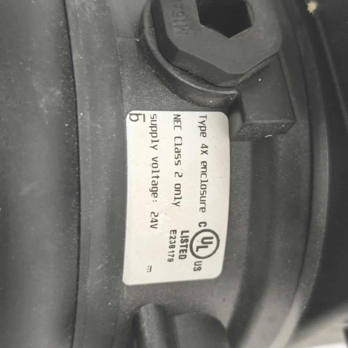 Burkert 8692 -E1-...-L PU02 Pneumatic Angle Seat Valve Positioner Single Act