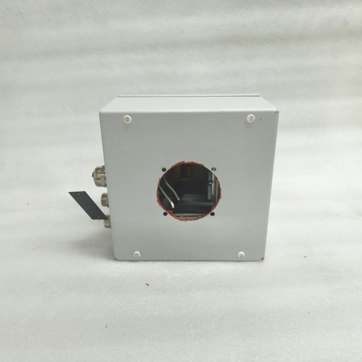 NEWTRONIC 5620-0039 FEED AIR TEMPERATURE SWITCH ENCLOSURE 254/440V 2kW IP66 IK10
