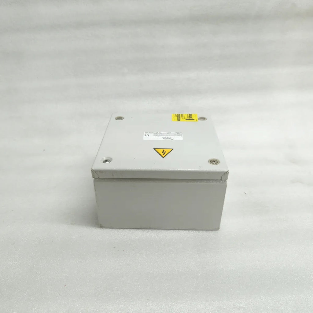 NEWTRONIC 5620-0039 FEED AIR TEMPERATURE SWITCH ENCLOSURE 254/440V 2kW IP66 IK10