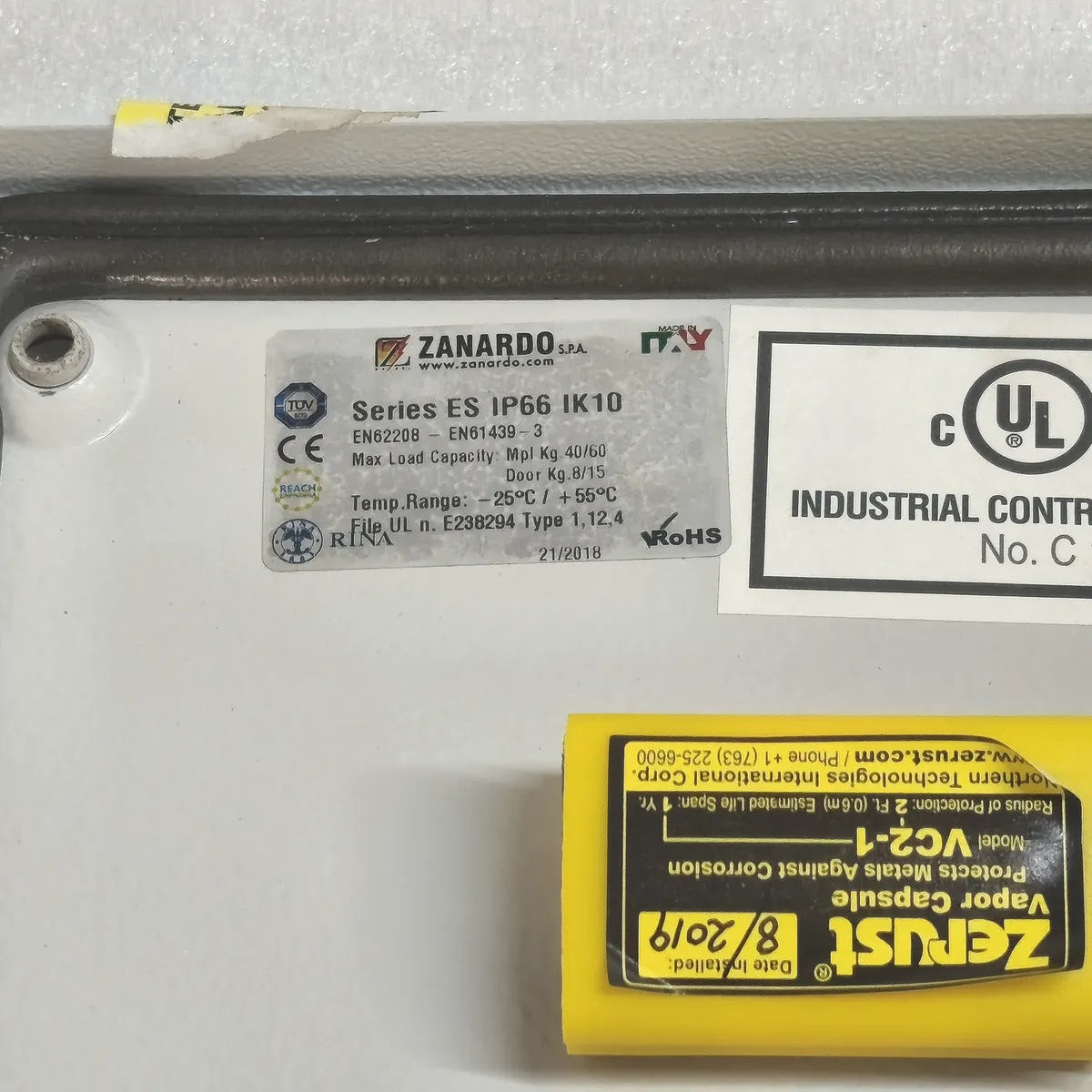 NEWTRONIC 5620-0039 FEED AIR TEMPERATURE SWITCH ENCLOSURE 254/440V 2kW IP66 IK10