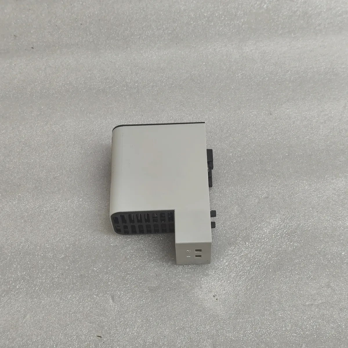 S Electric NSYCR20WU2C Enclosure Heater AC120-240V 20W