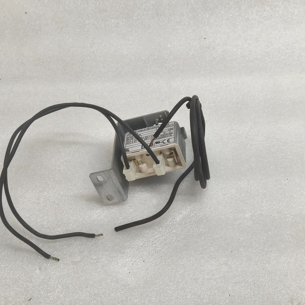 JUMO EM-5 602021/0005 THERMOSTAT TEMPERATURE CONTROLLER 230V AC 16(3)A IP00