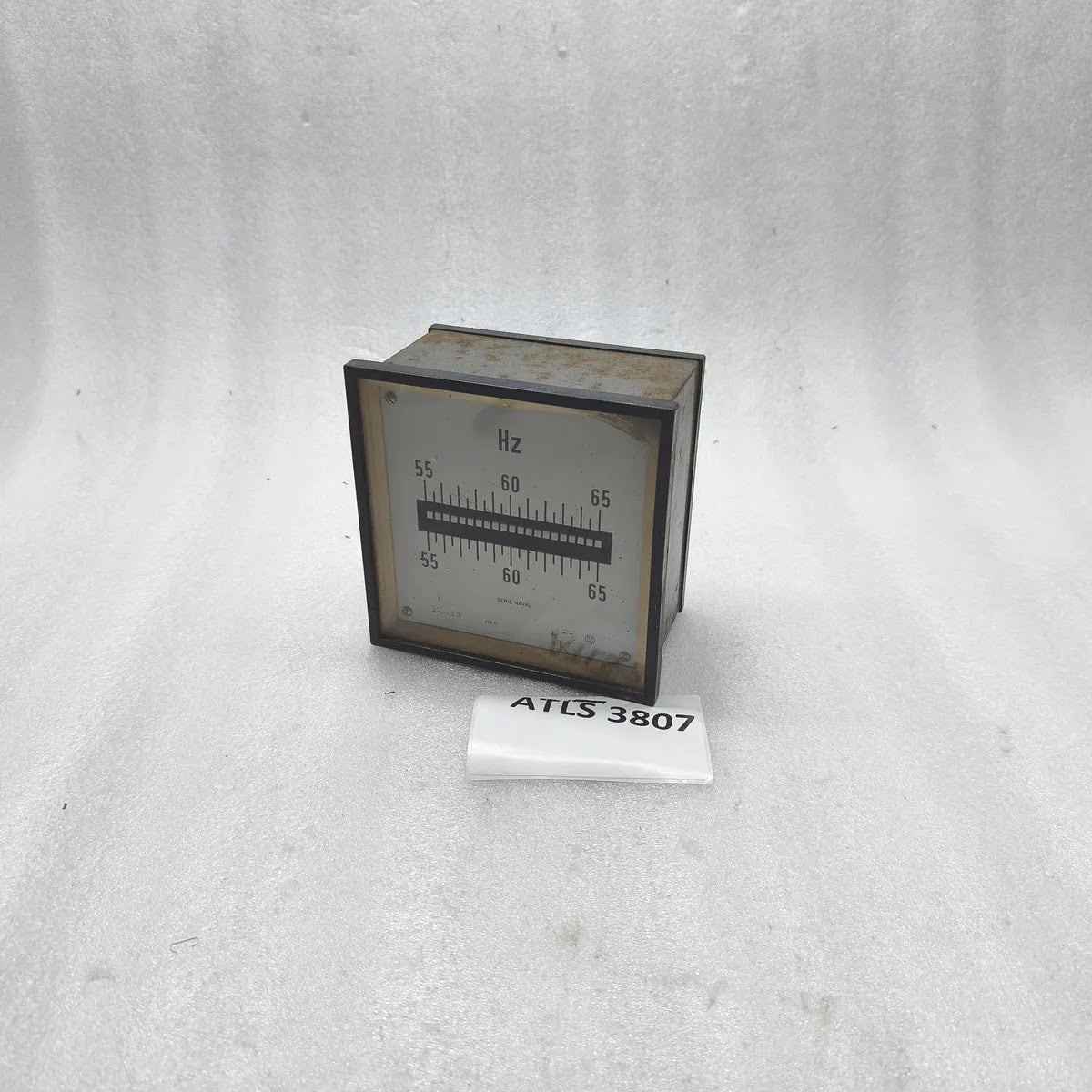 SACI Serie Naval Reed Frequency Meter 55-65Hz 220V