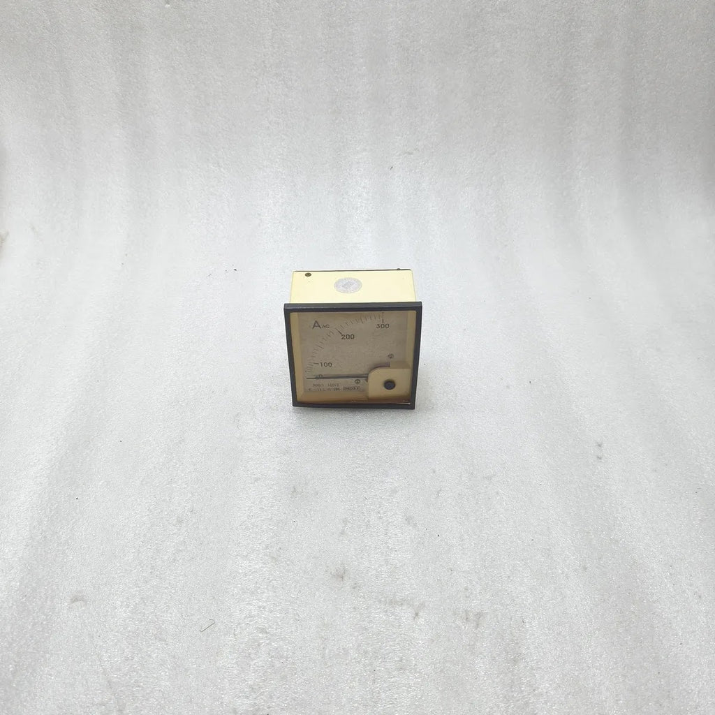 MECO-V S96 Moving Iron Panel Ammeter 0-300A 300/1A
