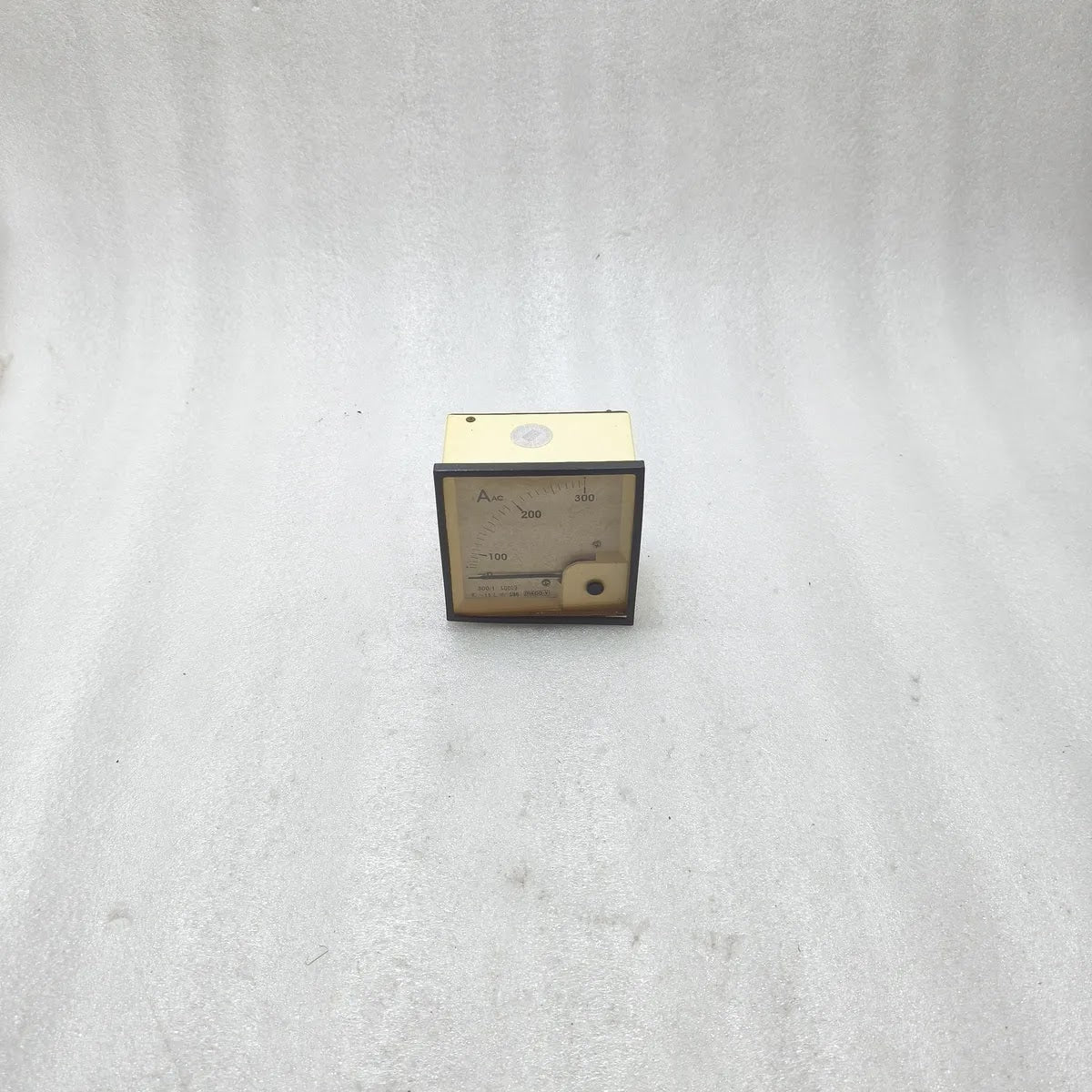 MECO-V S96 Moving Iron Panel Ammeter 0-300A 300/1A