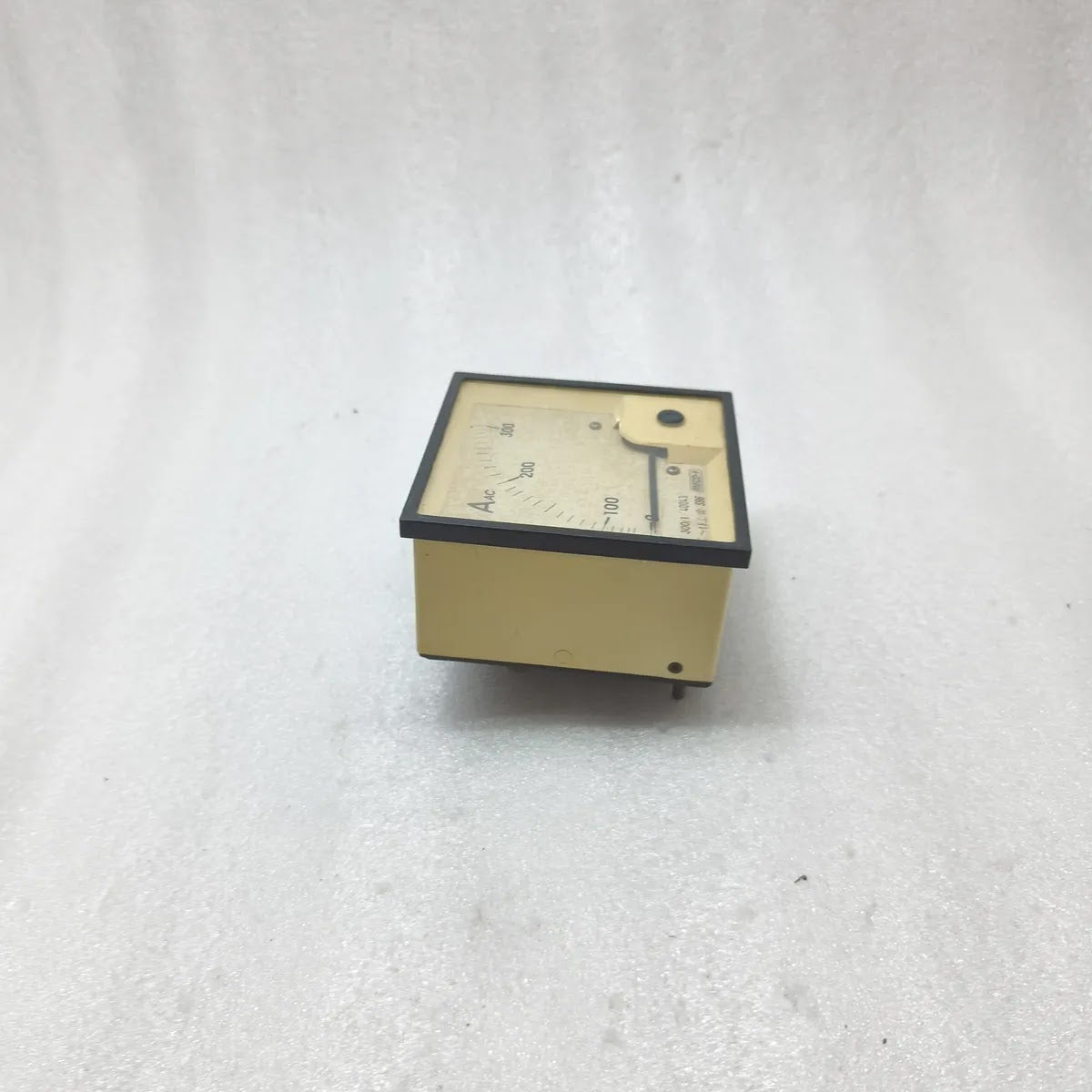 MECO-V S96 Moving Iron Panel Ammeter 0-300A 300/1A