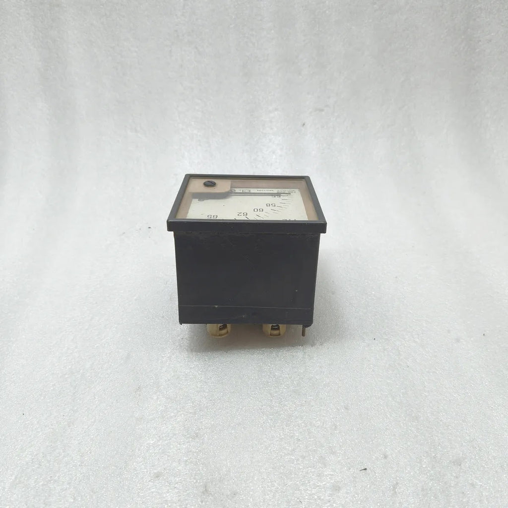 SHANGHAI YITAI F96-HZB Panel Frequency Meter 55-65Hz 460/220V