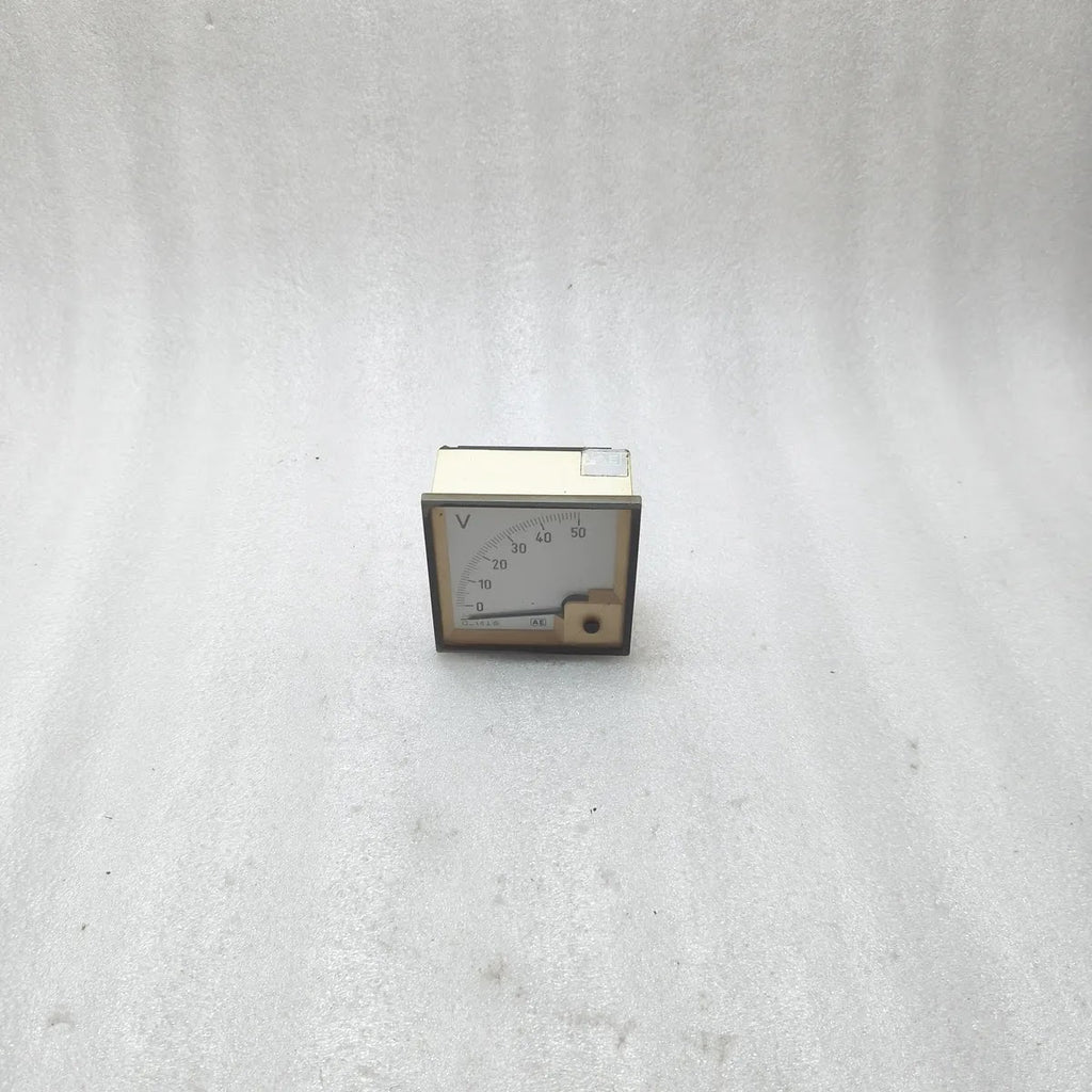 AE AUTOMATIC ELECTRIC Analog Panel Voltmeter 0-50V DC Class 1.5