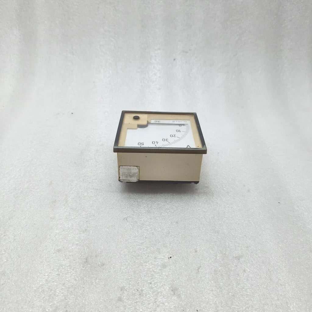 AE AUTOMATIC ELECTRIC Analog Panel Voltmeter 0-50V DC Class 1.5
