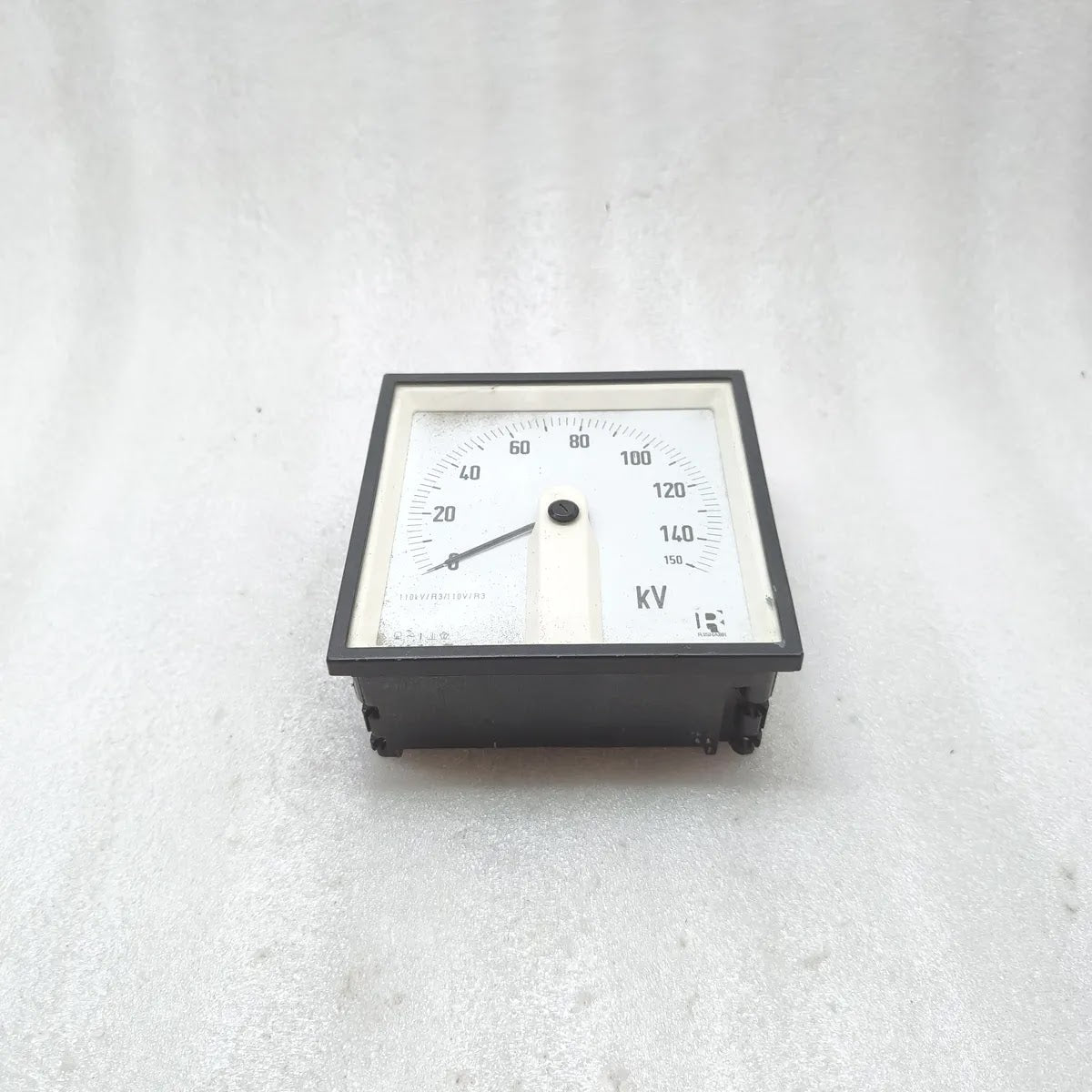 RISHABH Analog Panel Voltmeter 0-150kV 110kV/R3/110V/R3