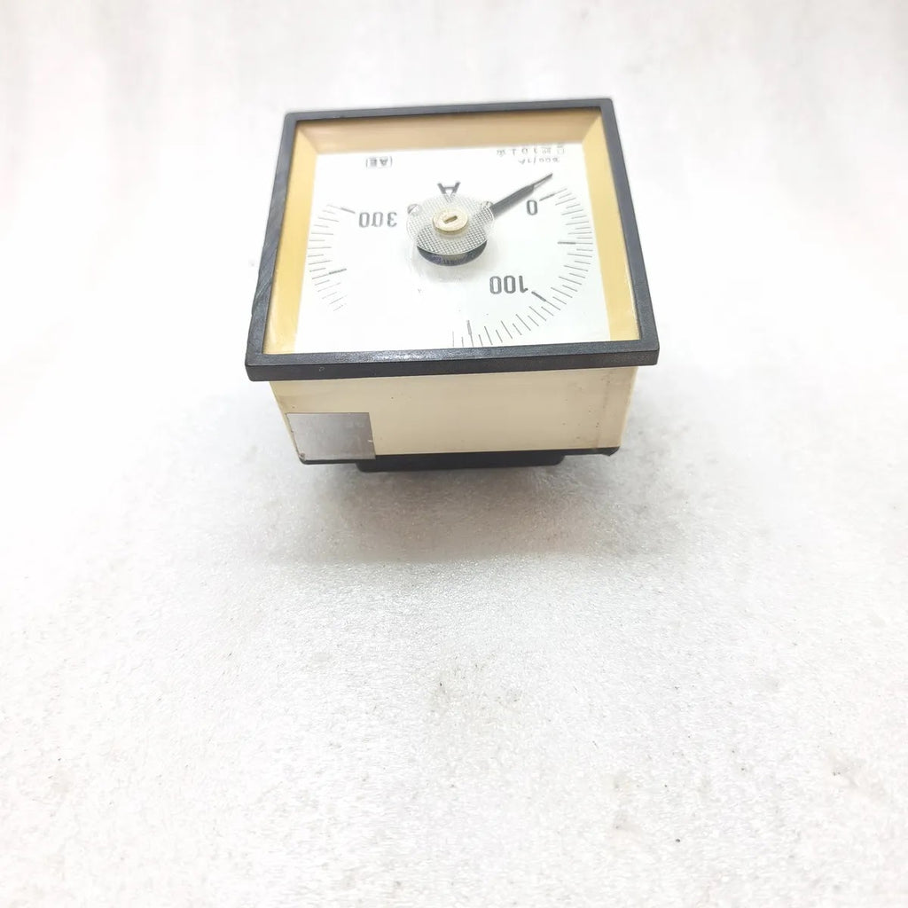 AE AUTOMATIC ELECTRIC Moving Iron Ammeter 0-300A 300/1A Analog Panel Meter