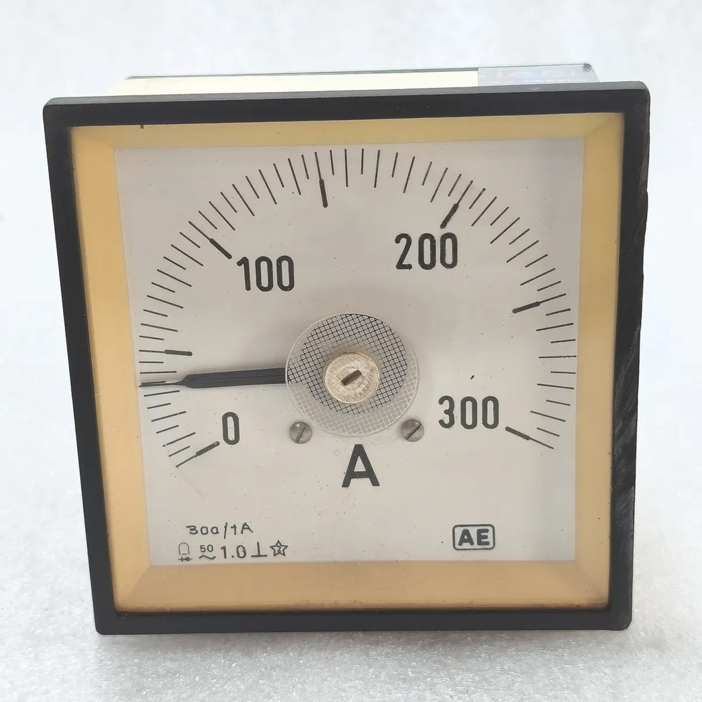 AE AUTOMATIC ELECTRIC Moving Iron Ammeter 0-300A 300/1A Analog Panel Meter