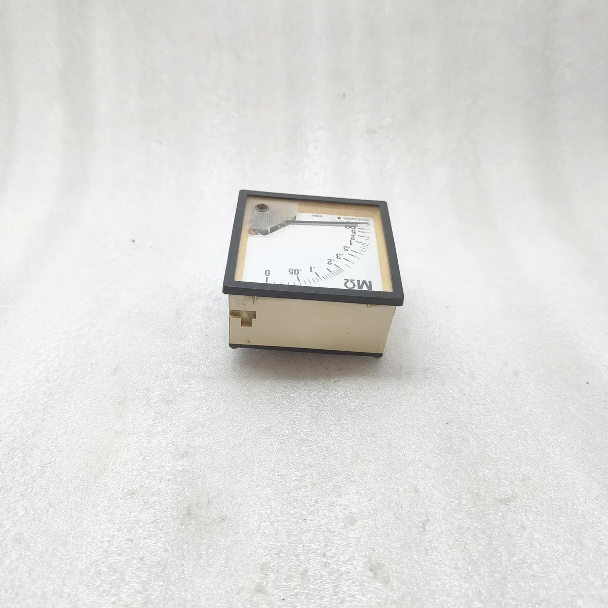 YOKOGAWA 237937/CJ DN96 Megohm Meter 0-∞MΩ AC 400V