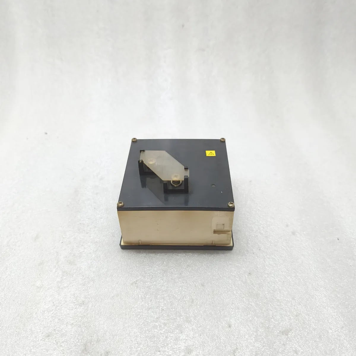 YOKOGAWA 237937/CJ DN96 Megohm Meter 0-∞MΩ AC 400V