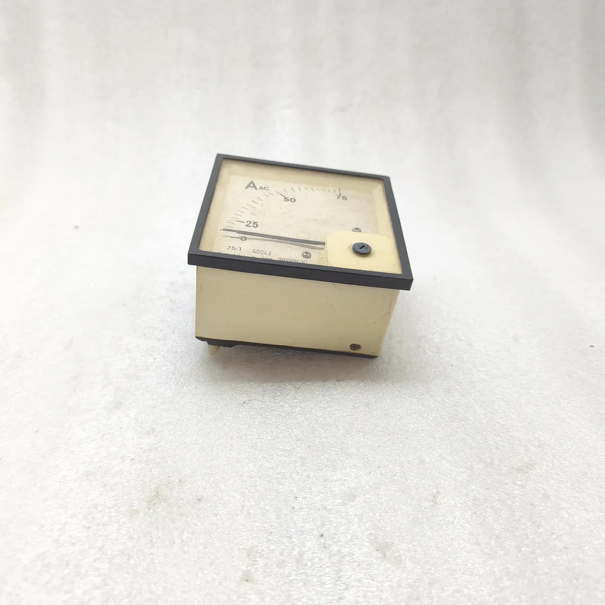 MECO-V S96 Moving Iron Panel Ammeter 0-75A 75/1A