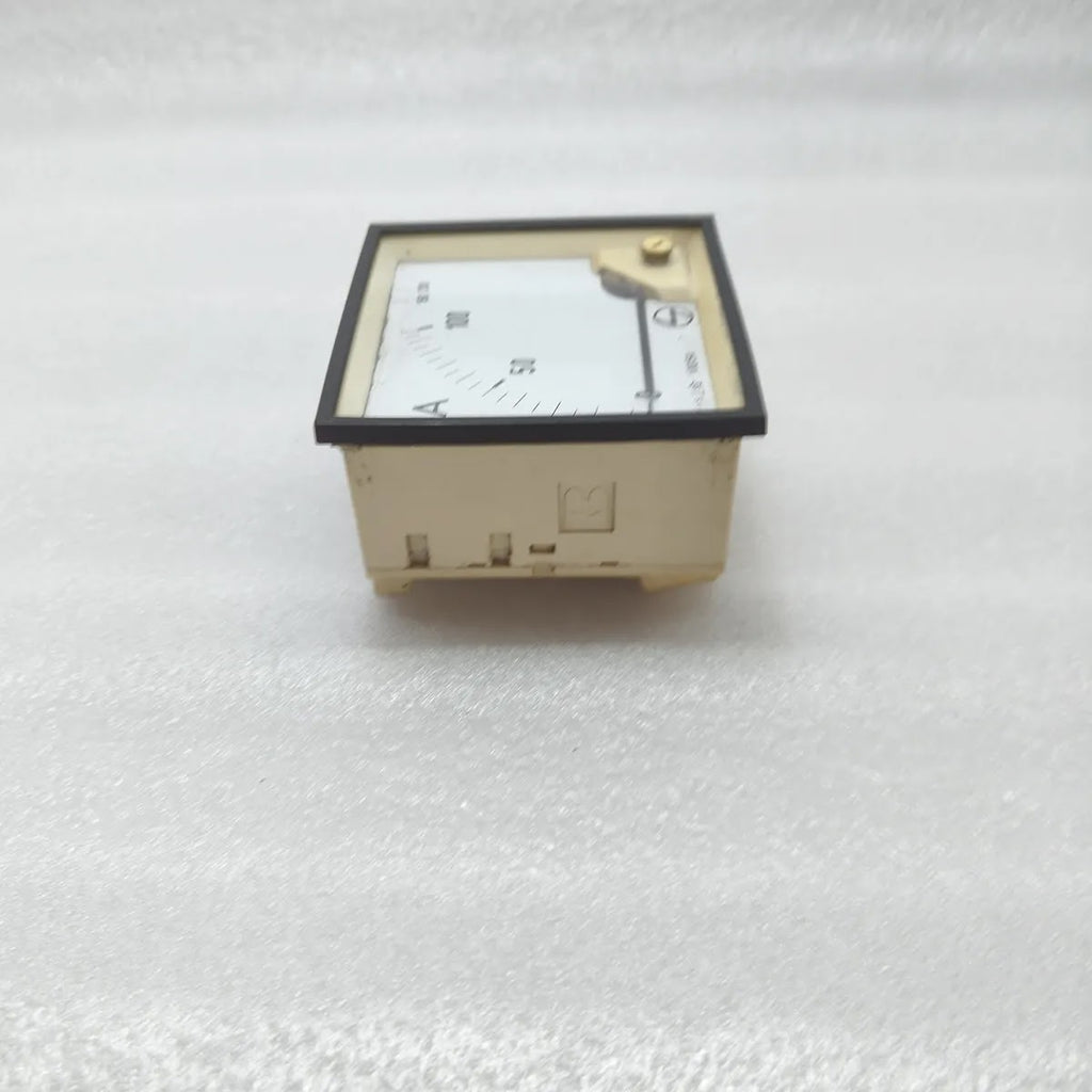 L&T DE96 Moving Iron Ammeter 100/5A 0-100A