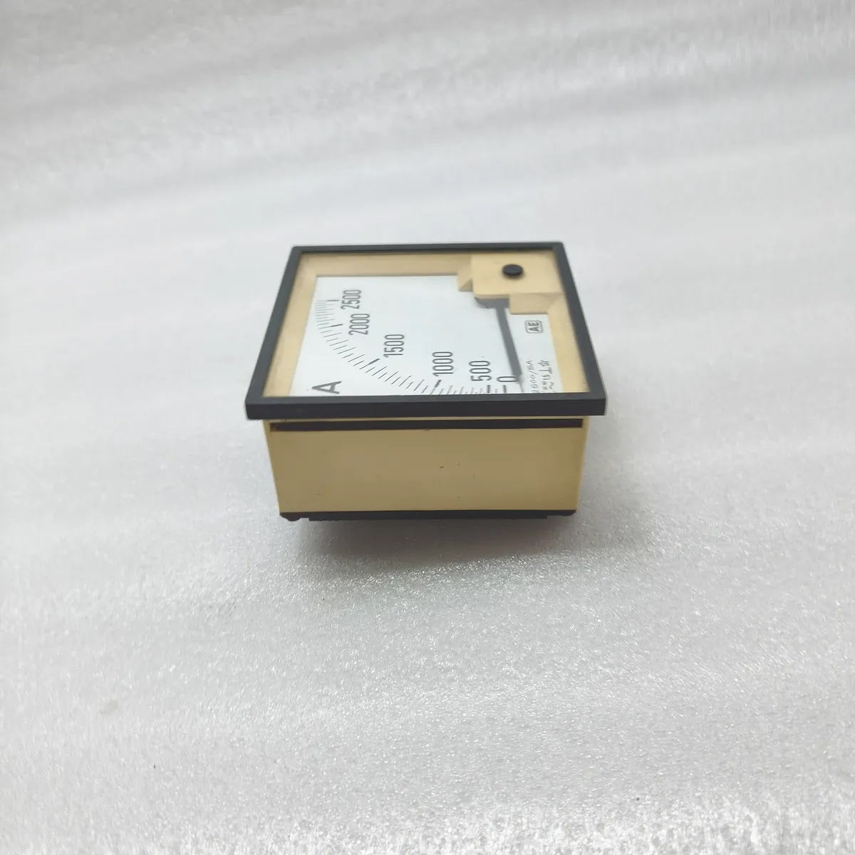 AE AUTOMATIC ELECTRIC 2500/5A Analog Panel Ammeter 0-2500A 50-60Hz