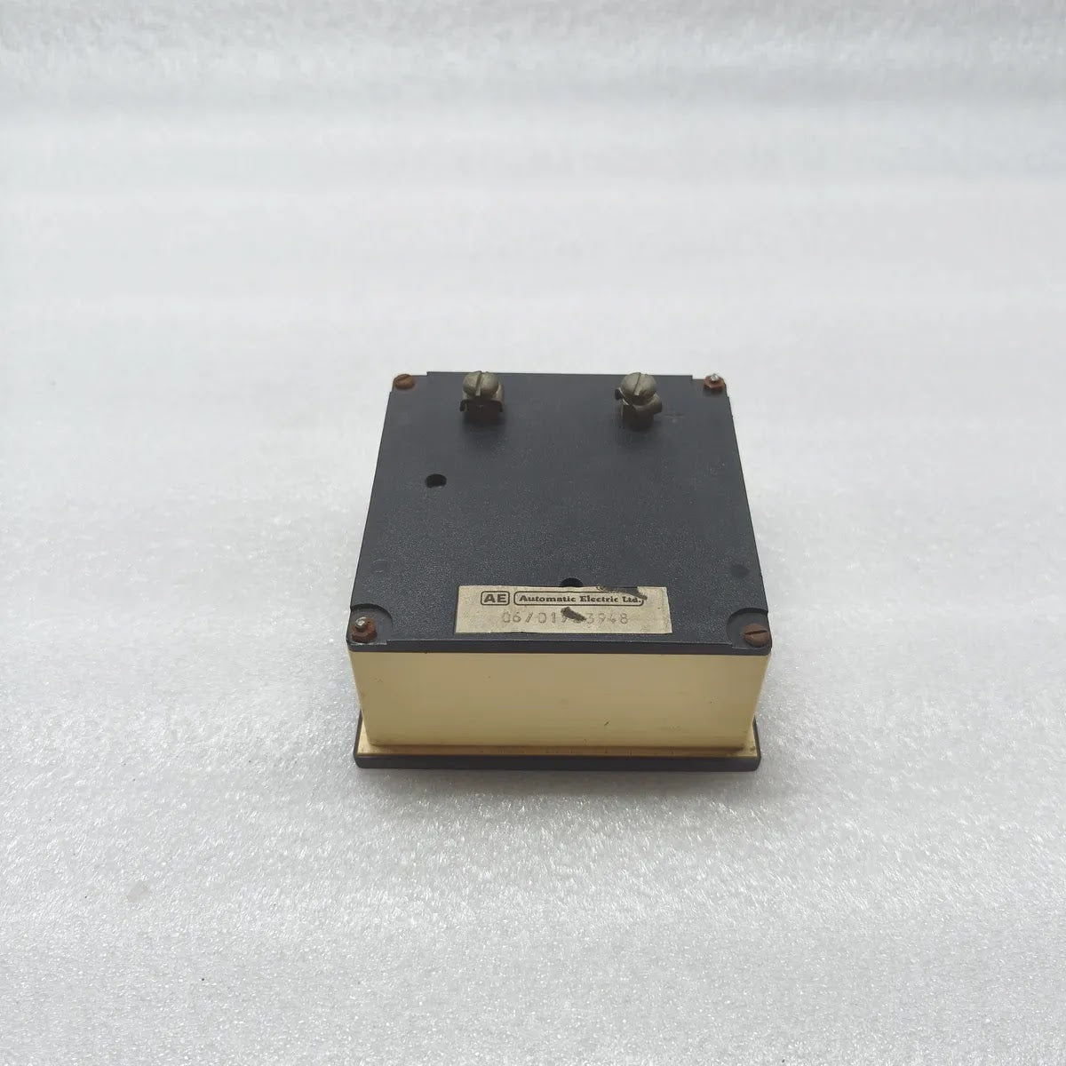 AE AUTOMATIC ELECTRIC 2500/5A Analog Panel Ammeter 0-2500A 50-60Hz