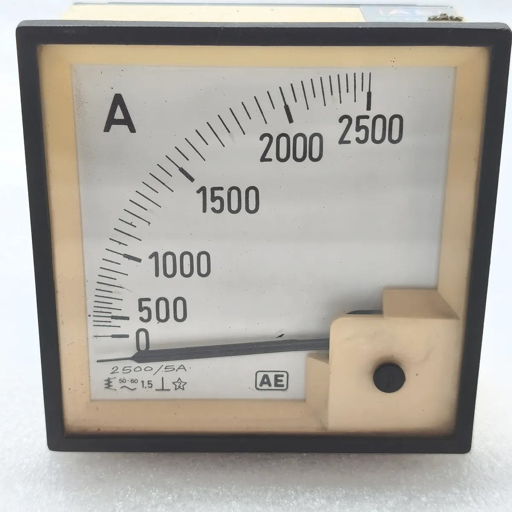 AE AUTOMATIC ELECTRIC 2500/5A Analog Panel Ammeter 0-2500A 50-60Hz