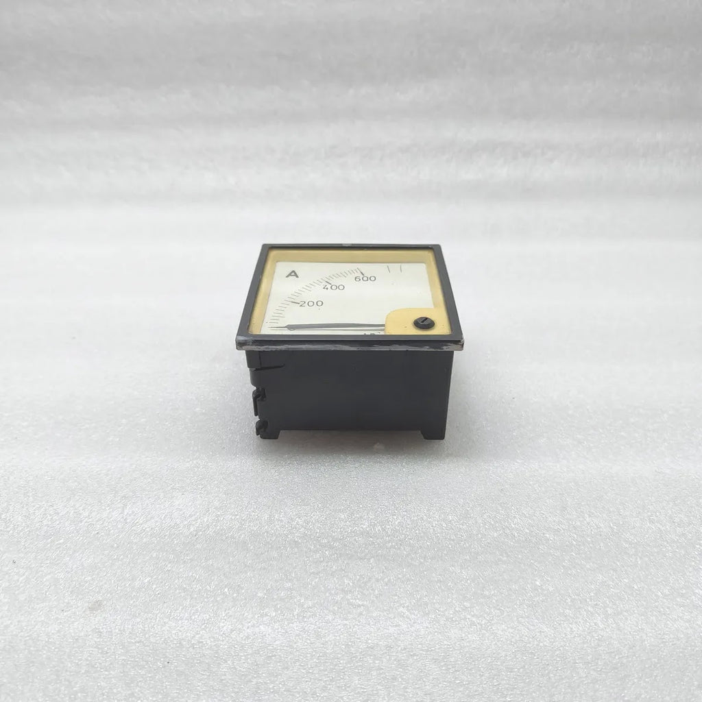 RISHABH Moving Iron Ammeter 0-600A/5A