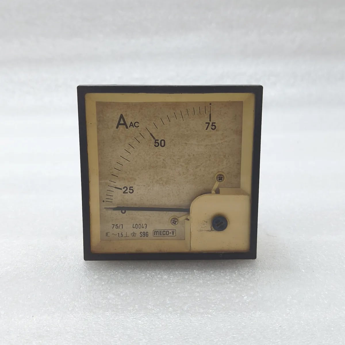 MECO-V S96 Moving Iron Panel Ammeter 0-75A AC 75/1A