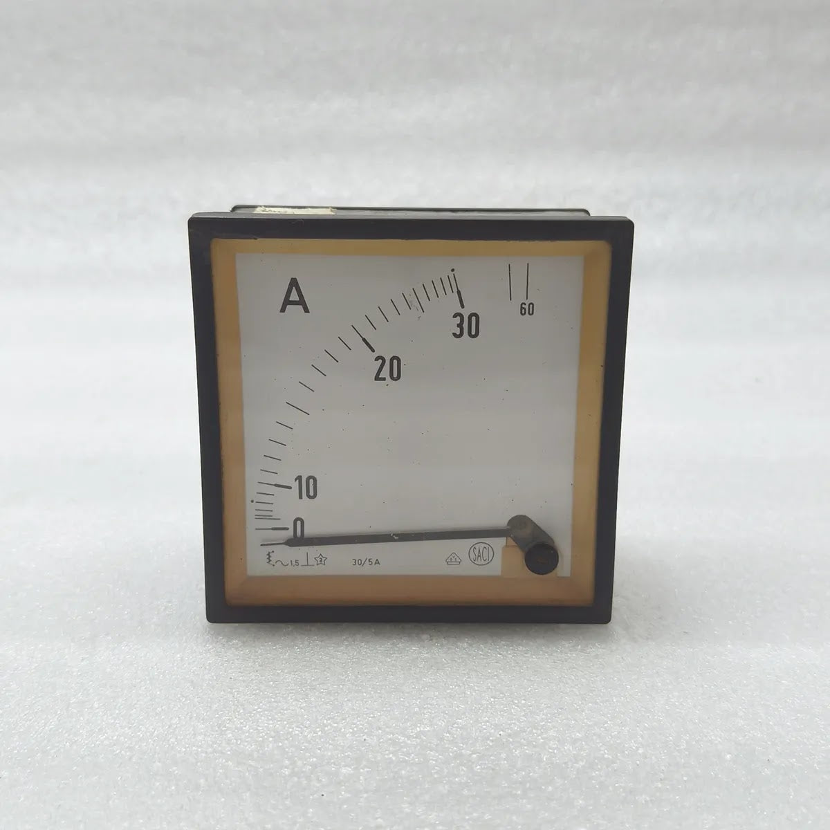 SACI Moving Iron Panel Ammeter 30/5A 0-30A