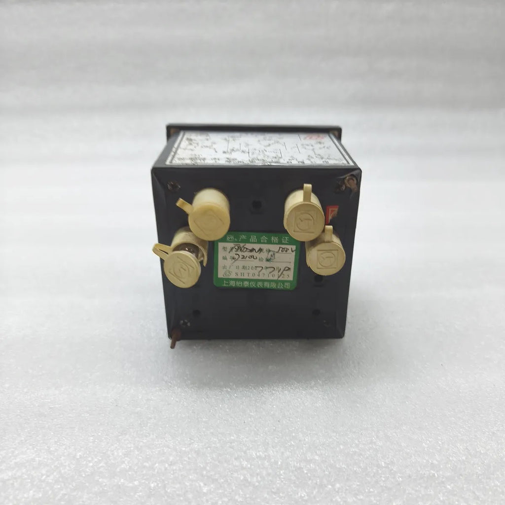 YITAI F96D-ACB Double Voltmeter 0-500V 380/100V