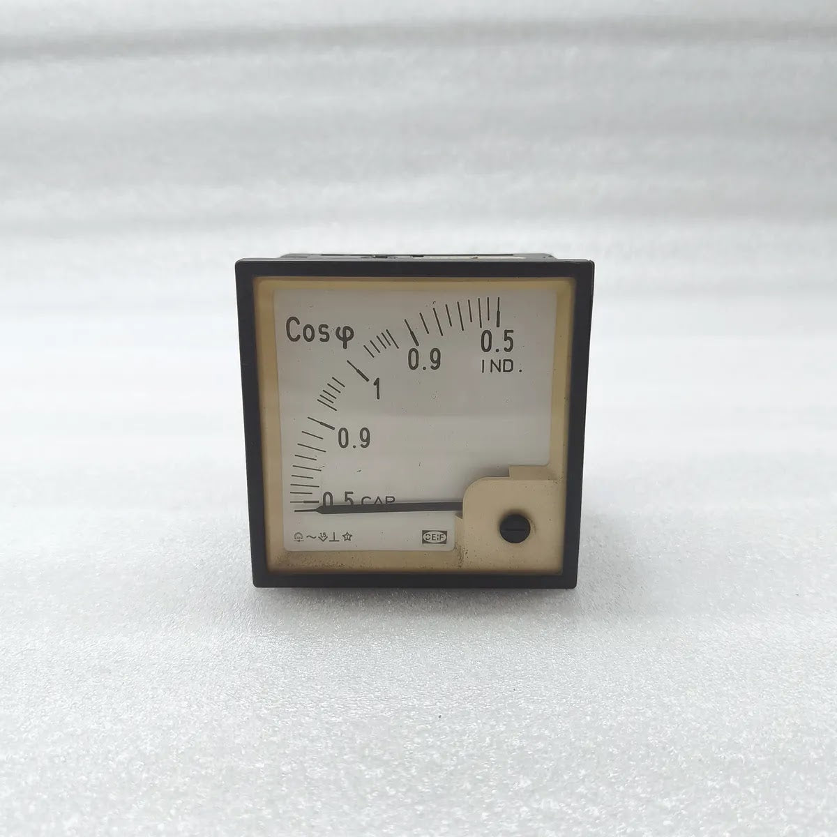 DEIF 225840.10 Power Factor Meter Cos Phi 0.5-1-0.5 1A/5A