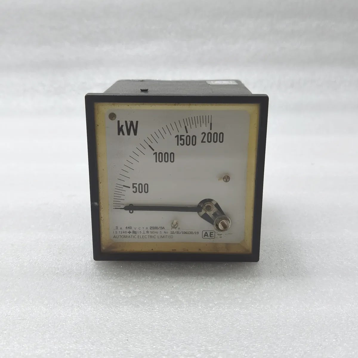 AUTOMATIC ELECTRIC Analog Panel kW Meter 0-2000kW 440V 5A