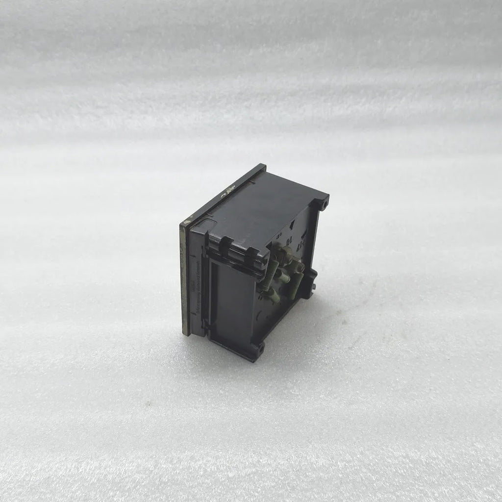 RISHABH Analogue Frequency Meter 45-55Hz Panel Meter