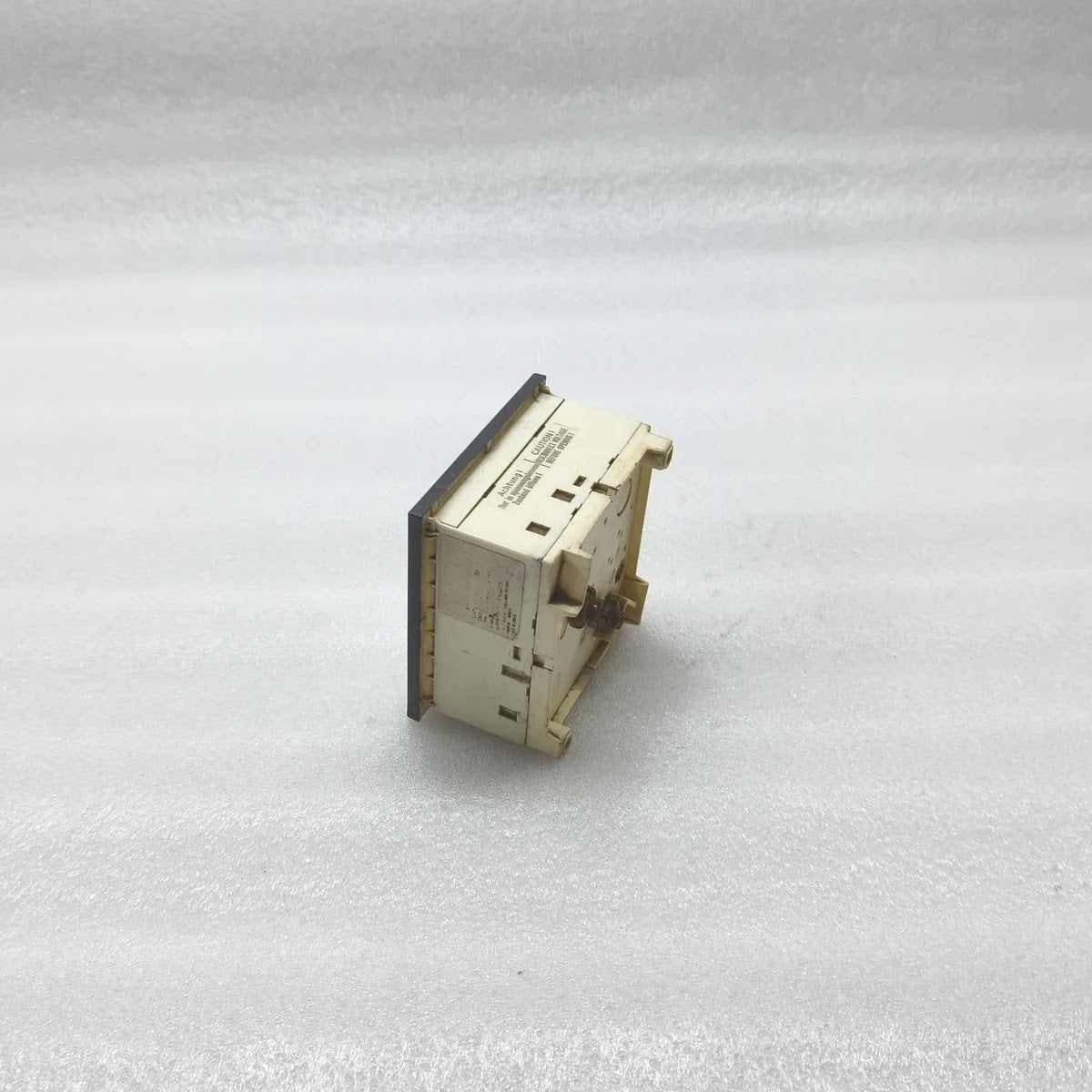 L&T Analogue Panel Ammeter 0-100A 100/5A