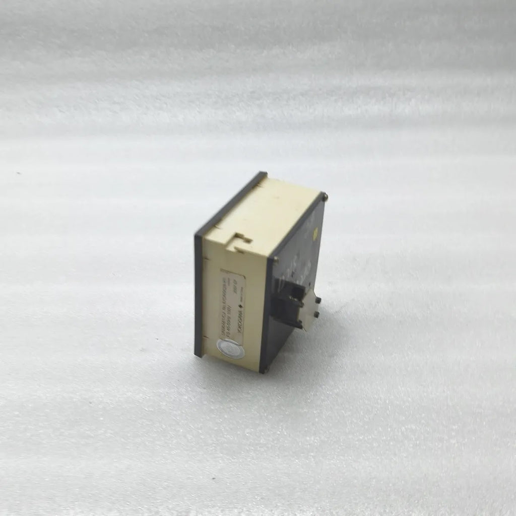 YOKOGAWA DN96A81/CJ Frequency Meter 45-55Hz 100V
