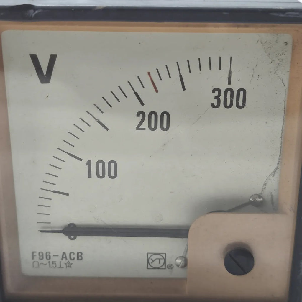 SHANGHAI YITAI F96-ACB Voltmeter 0-300V AC Analog Panel Volt Meter