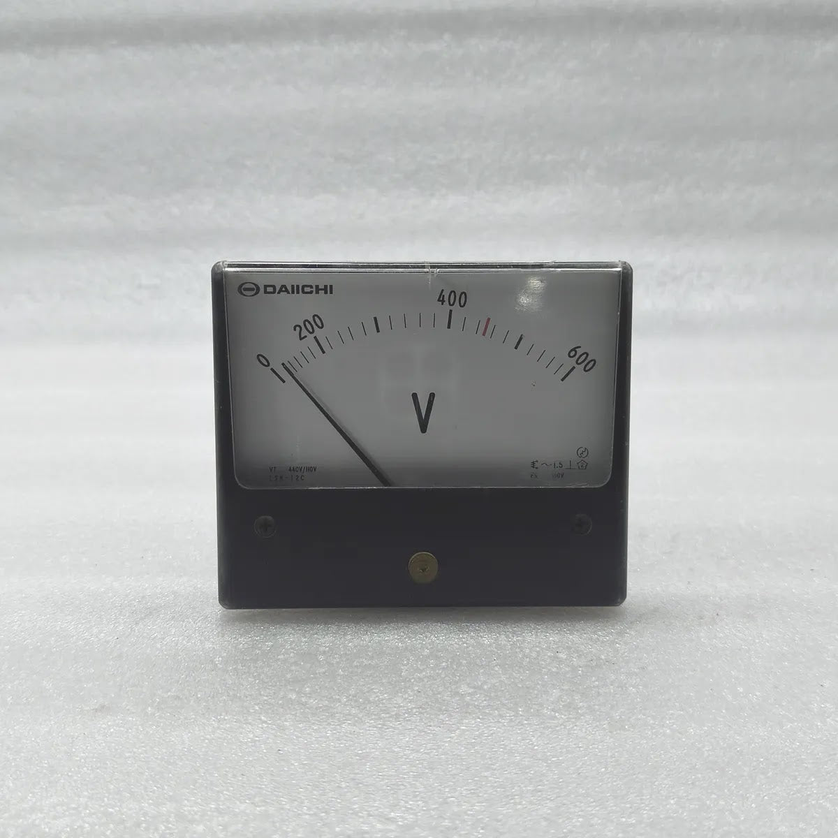 DAIICHI LSK-12C Analog Panel Voltmeter 0-600V