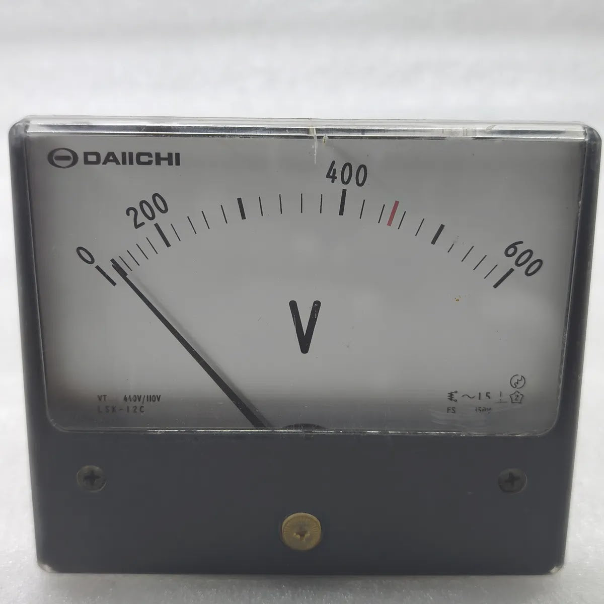 DAIICHI LSK-12C Analog Panel Voltmeter 0-600V
