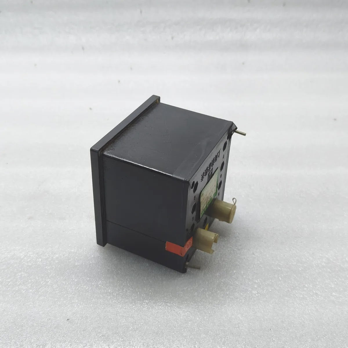 SHANGHAI YITAI F96-HZB Frequency Meter 55-65Hz 460/220V