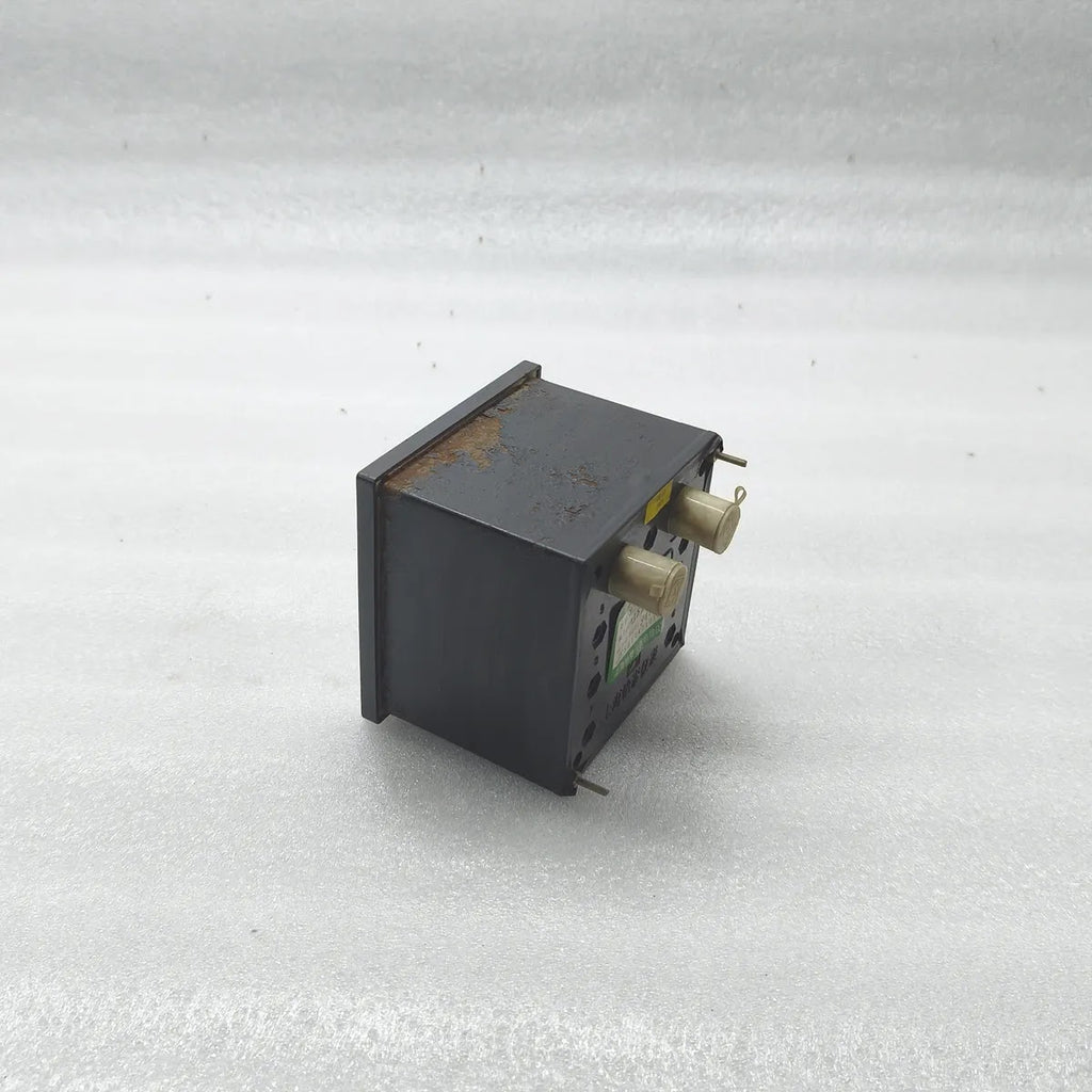 SHANGHAI YITAI F96-HZB Frequency Meter 55-65Hz 460/220V ATLS3897