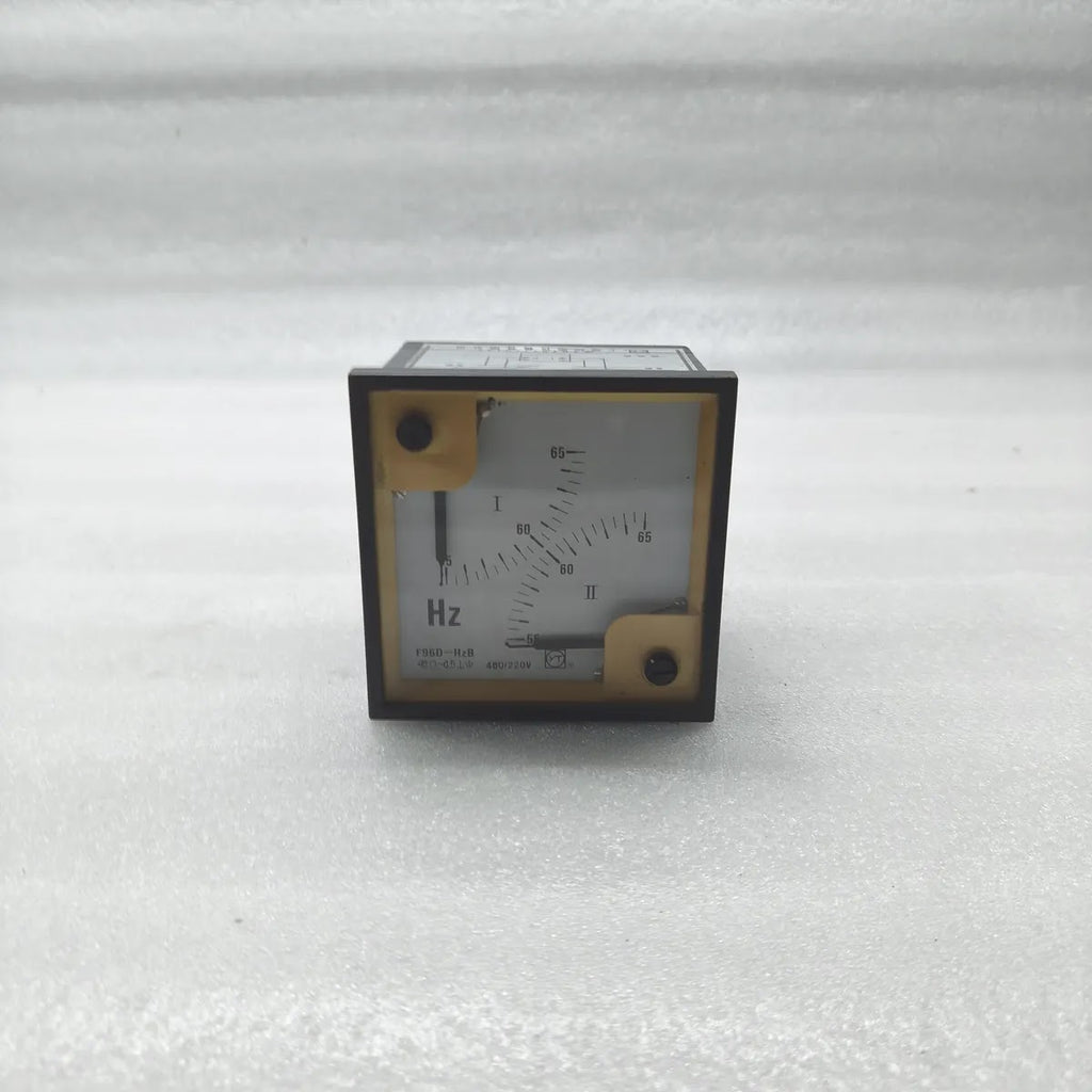 SHANGHAI YITAI F96D-HzB Double Frequency Meter 55-65Hz 460/220V
